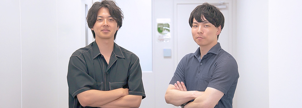 写真：梅野さんと築城さん