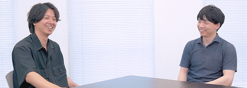 写真：梅野さんと築城さん