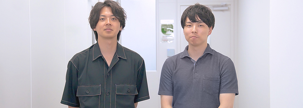 写真：梅野さんと築城さん